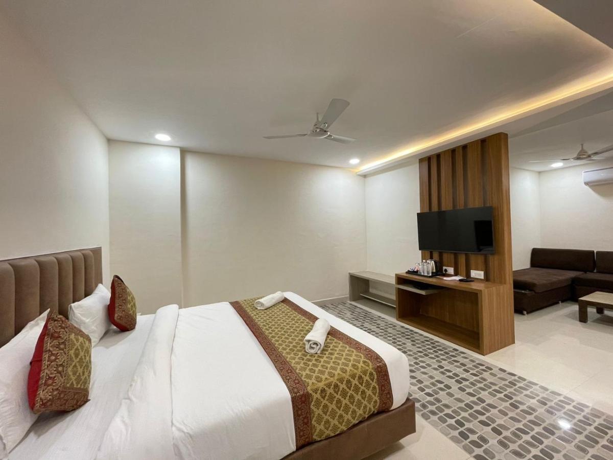 Hotel Santoor Varanasi Dış mekan fotoğraf