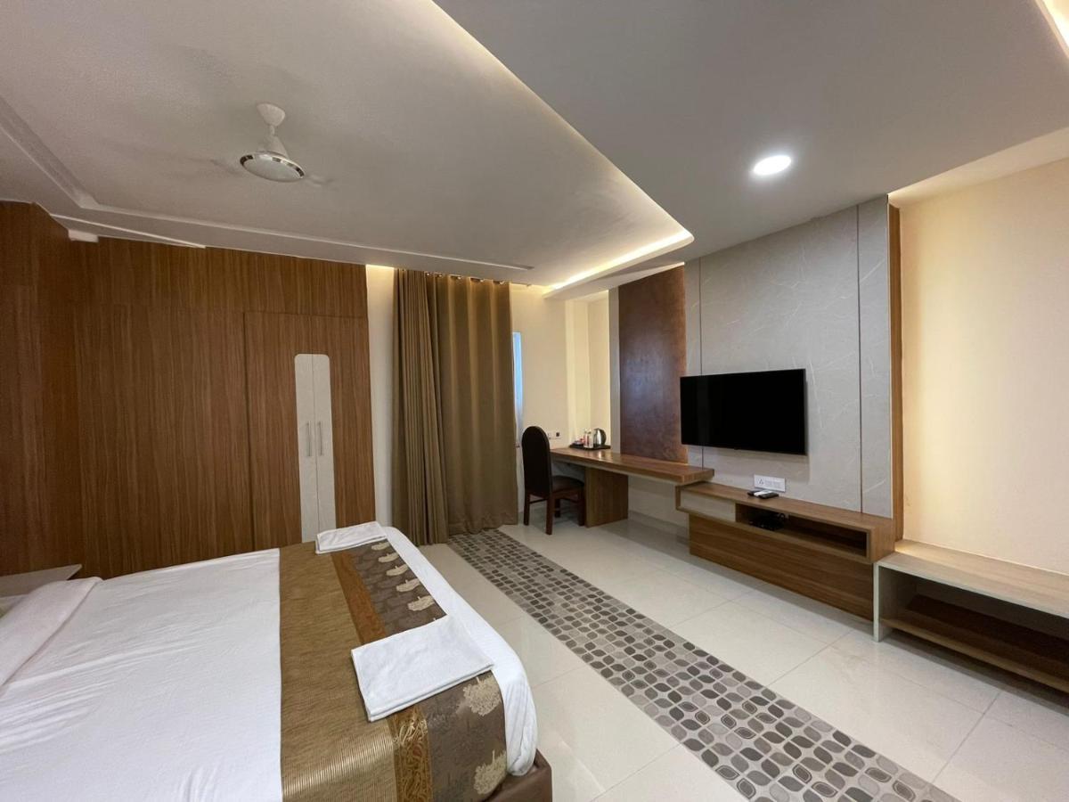 Hotel Santoor Varanasi Dış mekan fotoğraf