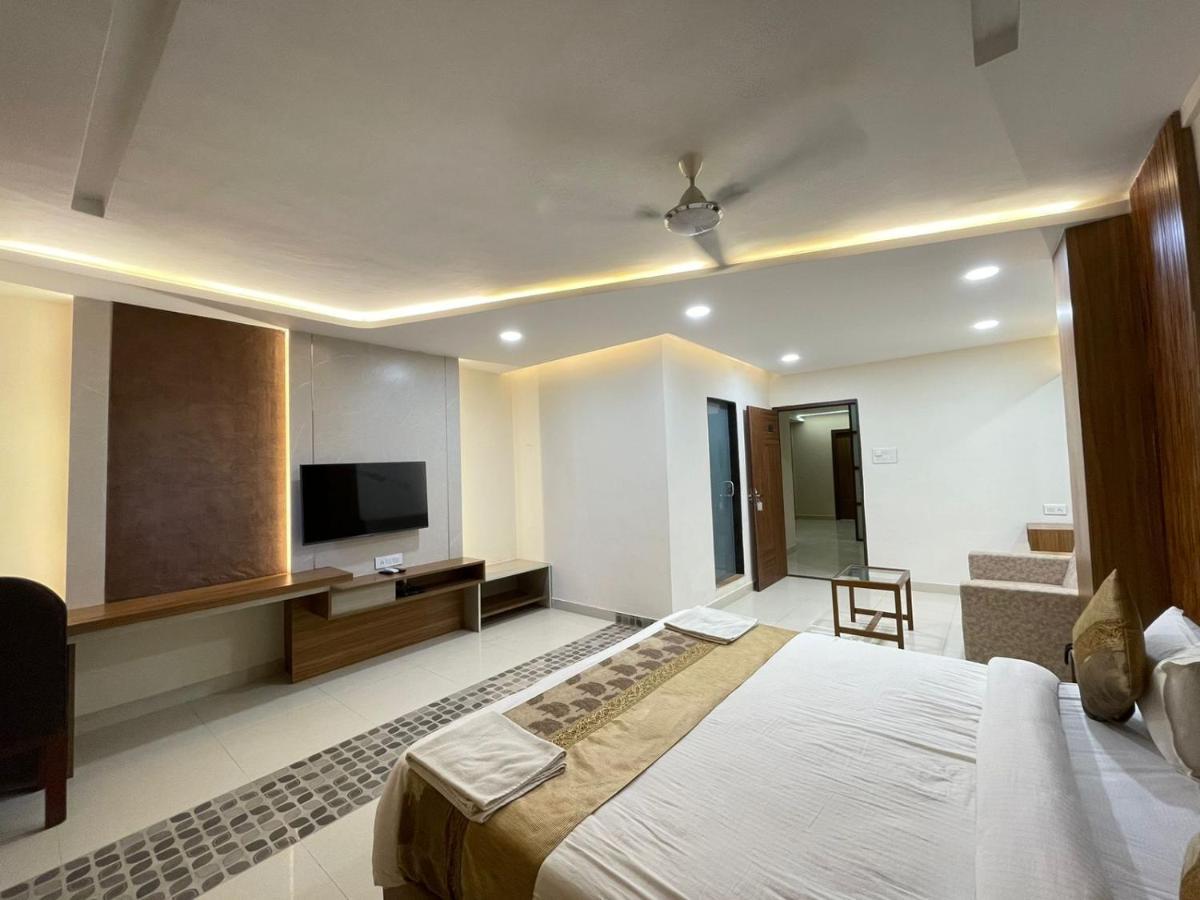Hotel Santoor Varanasi Dış mekan fotoğraf