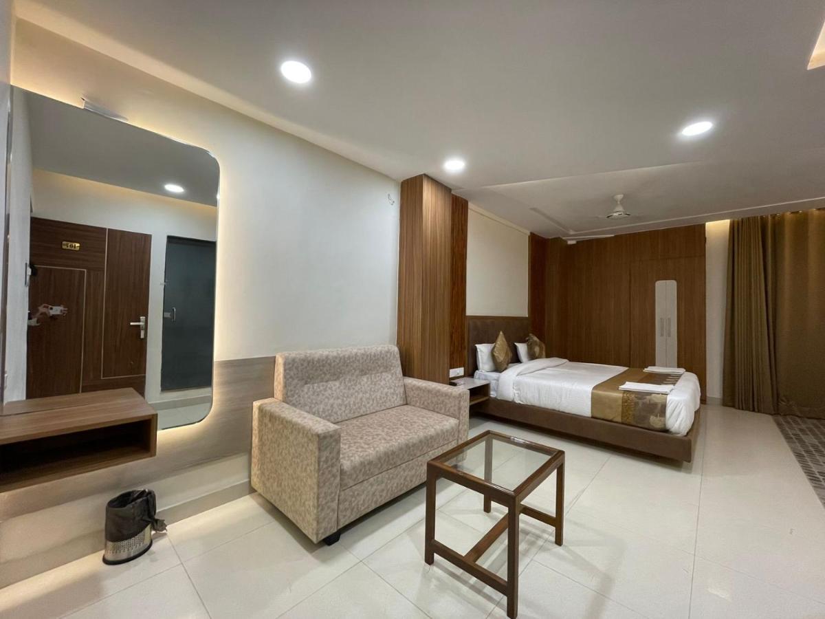 Hotel Santoor Varanasi Dış mekan fotoğraf