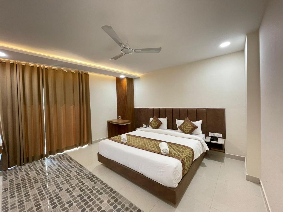 Hotel Santoor Varanasi Dış mekan fotoğraf