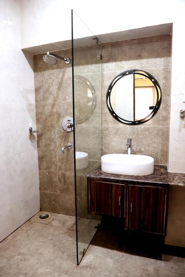 Hotel Santoor Varanasi Dış mekan fotoğraf