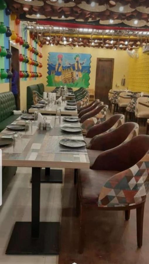 Hotel Santoor Varanasi Dış mekan fotoğraf